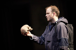 Rory Kinnear als Hamlet (2008)